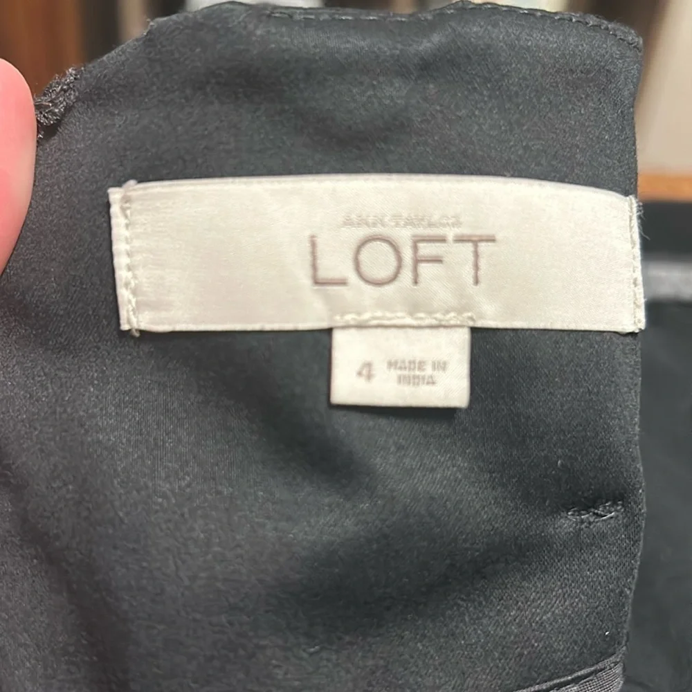 LOFT Black Casual Business Pencil Mini Skirt Women’s Size 4